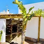 בית נופש Con Piscina Privada Cerca Del Pueblo View קוניל דה לה פרונטרה