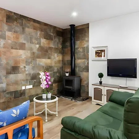 Con Piscina Privada Cerca Del Pueblo View