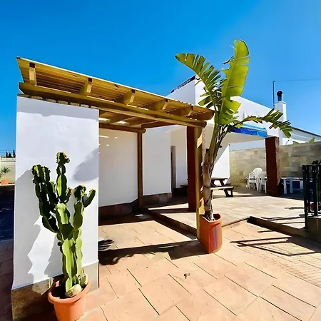 度假居 Con Piscina Privada Cerca Del Pueblo View *