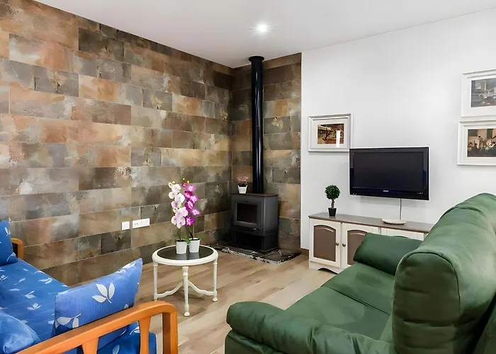 Con Piscina Privada Cerca Del Pueblo View