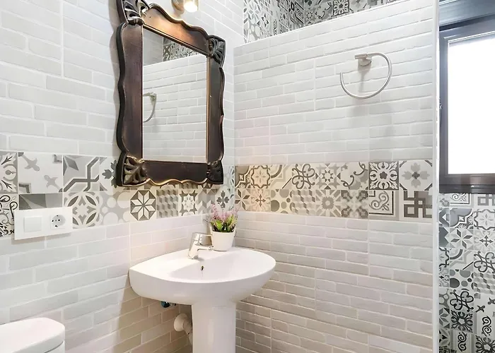 Con Piscina Privada Cerca Del Pueblo View *